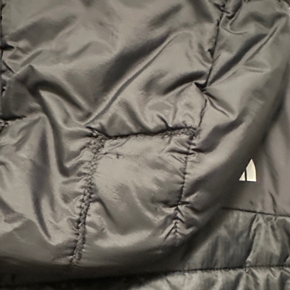 The North Face Men's Black Quilted Puffer Jacket - Picture 7 of 7